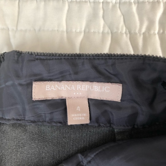Banana Republic corduroy mini skirt, size 4 - Picture 2 of 2